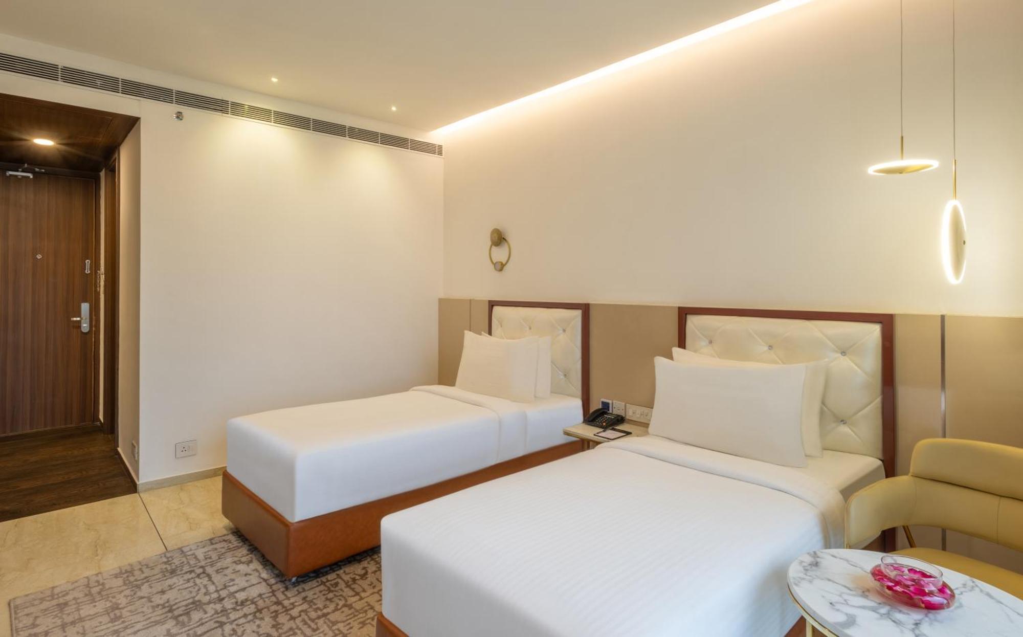 Fezinn Hotel - Best Wayanad Hotel In 2024 Calicut Exterior foto
